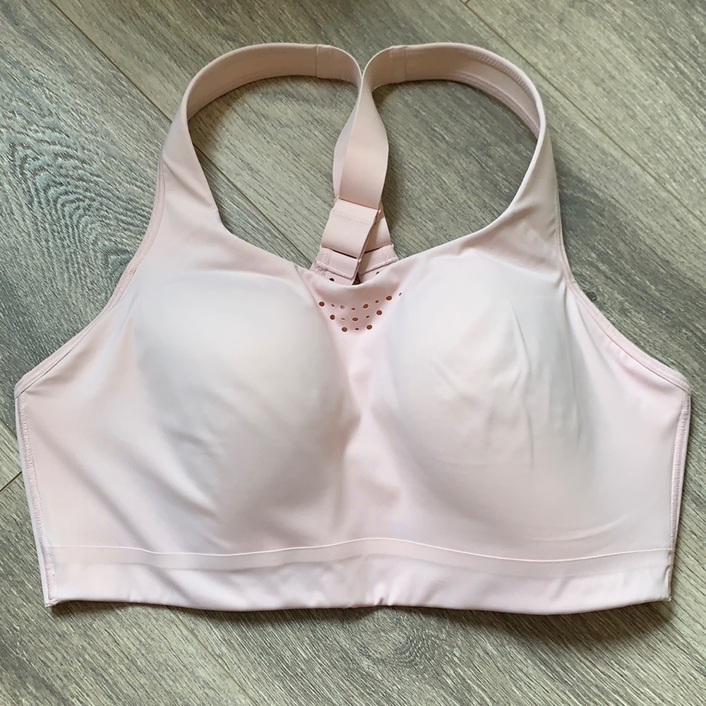 Athleta phenomena Sports Bra wireless pink